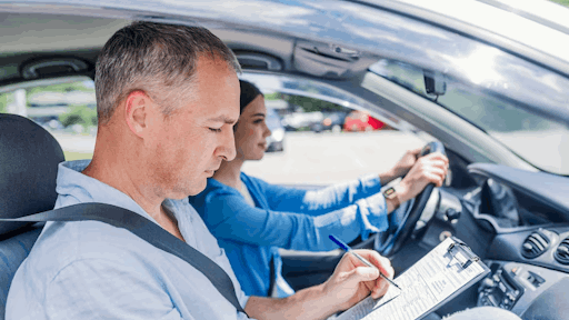 7 Mistakes to Avoid During Your Auto Driving Lessons 7 Mistakes to Avoid During Your Auto Driving Lessons