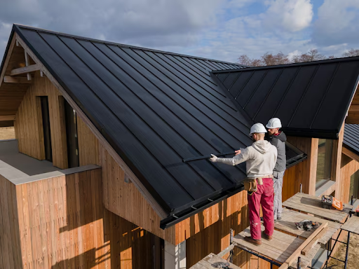 Roofing Contractor in Florida: What Homeowners Need to Know